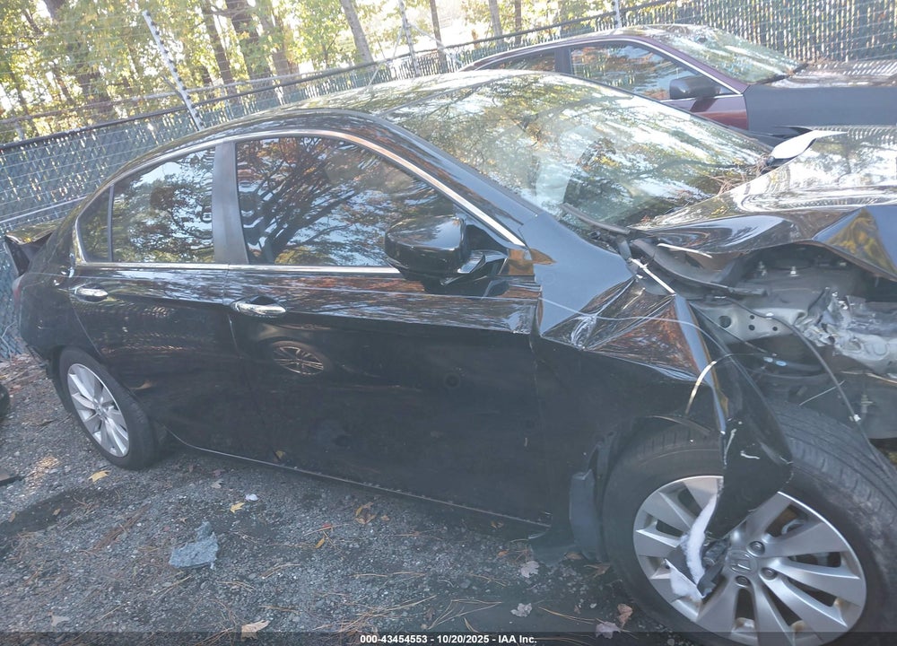2015 HONDA ACCORD EX-L VIN: 1HGCR2F85FA212358