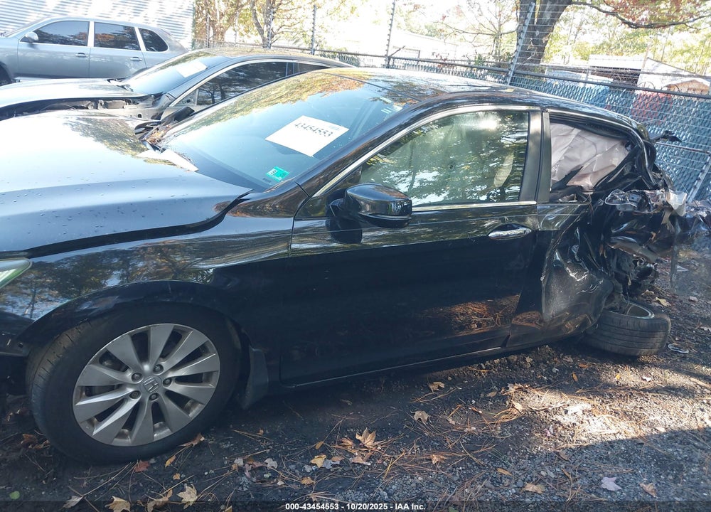2015 HONDA ACCORD EX-L VIN: 1HGCR2F85FA212358