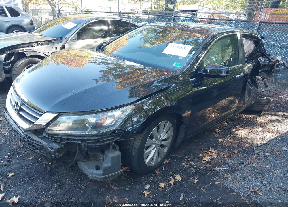 2015 HONDA ACCORD EX-L VIN: 1HGCR2F85FA212358