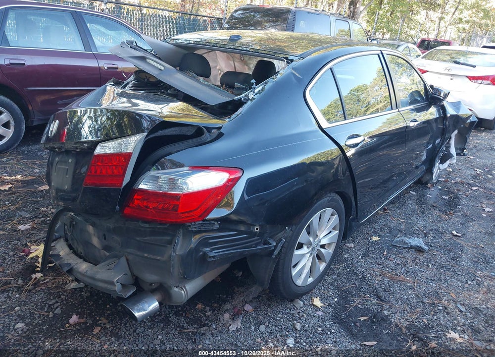 2015 HONDA ACCORD EX-L VIN: 1HGCR2F85FA212358