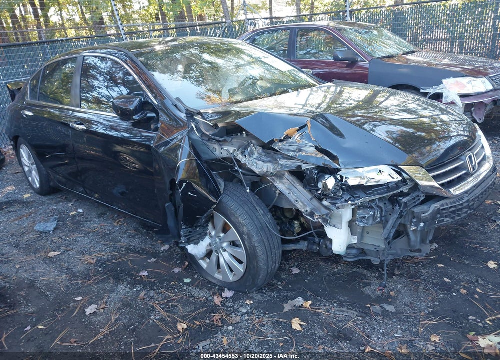 2015 HONDA ACCORD EX-L VIN: 1HGCR2F85FA212358