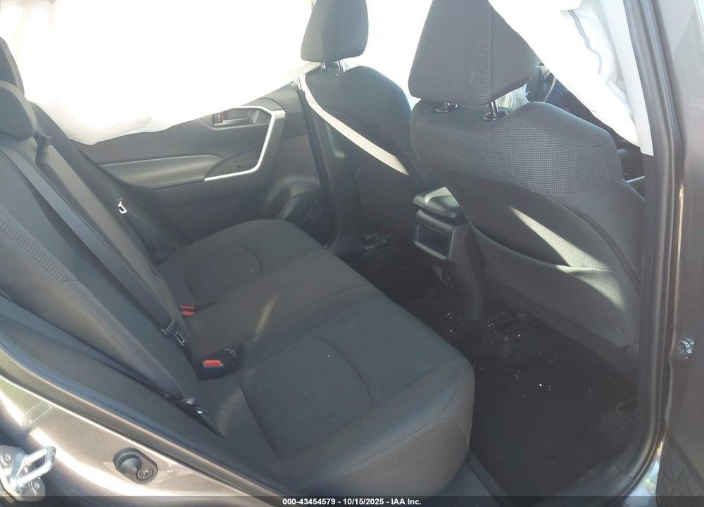 2021 TOYOTA RAV4 LE VIN: 2T3H1RFV3MC172906