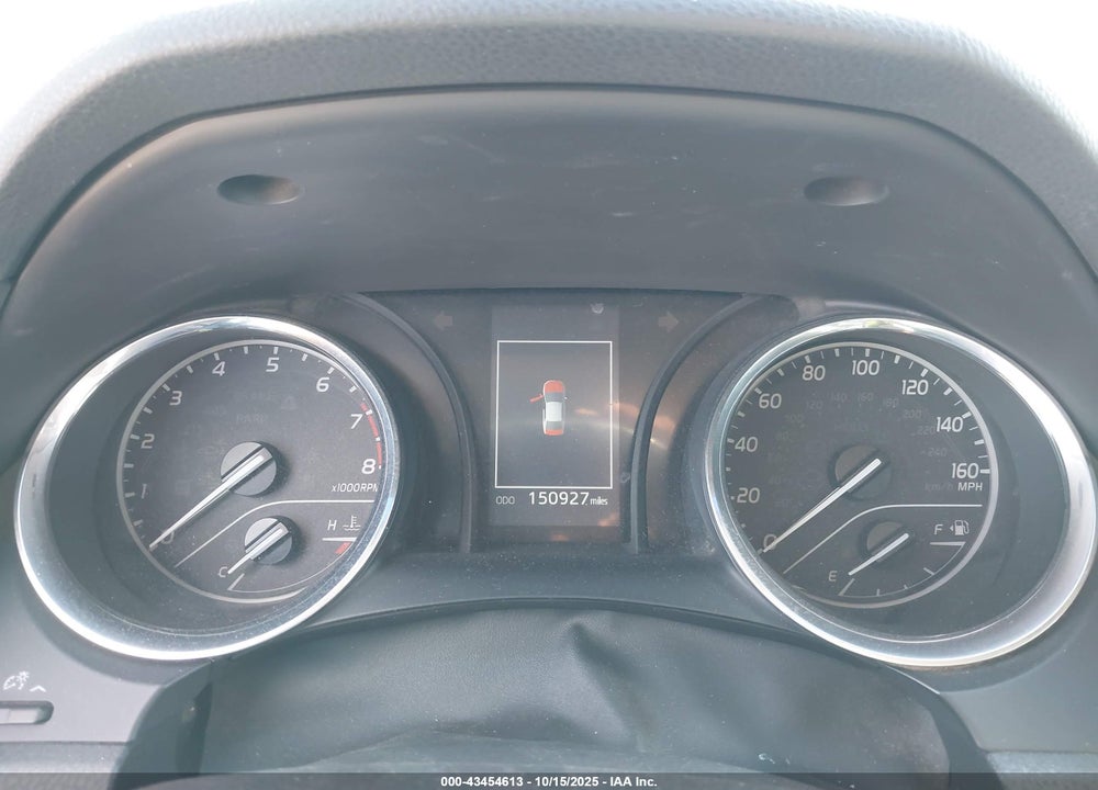 2019 TOYOTA CAMRY LE VIN: 4T1B11HK7KU243717