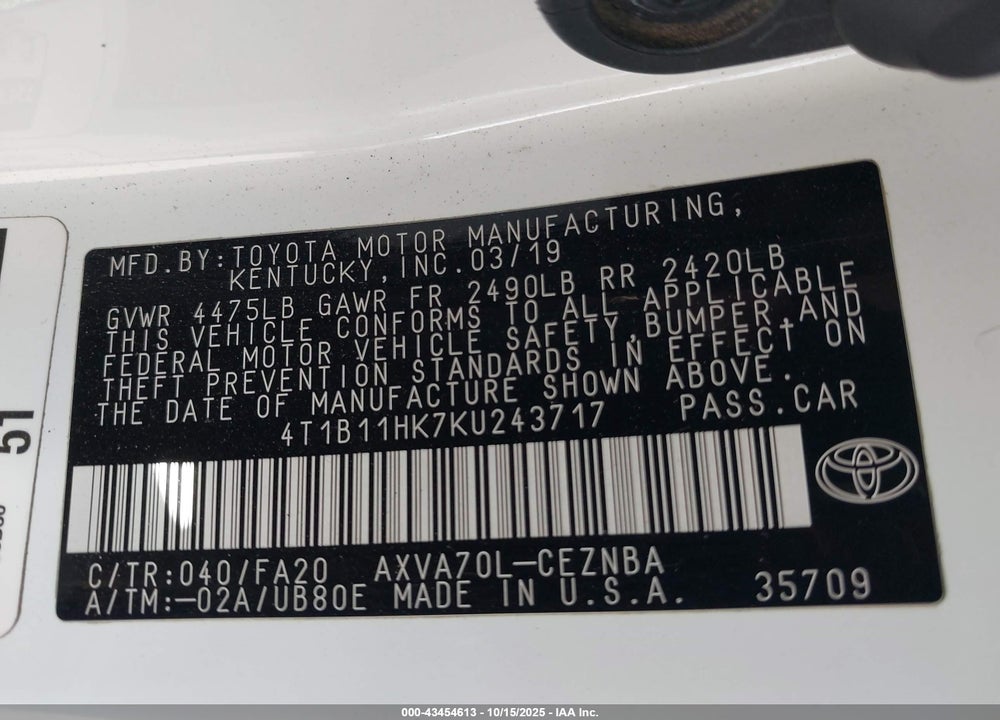 2019 TOYOTA CAMRY LE VIN: 4T1B11HK7KU243717