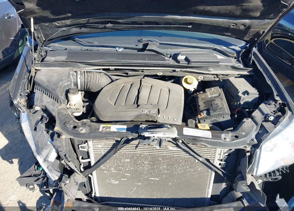 2015 CHRYSLER TOWN & COUNTRY TOURING VIN: 2C4RC1BG9FR726307