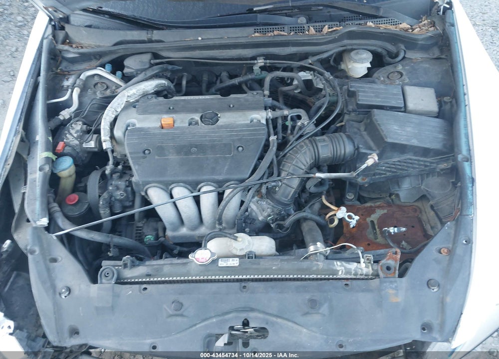 2003 HONDA ACCORD 2.4 LX VIN: 3HGCM563X3G702229