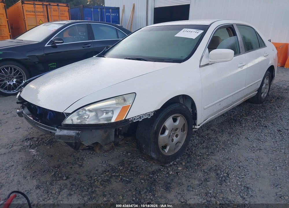 2003 HONDA ACCORD 2.4 LX VIN: 3HGCM563X3G702229
