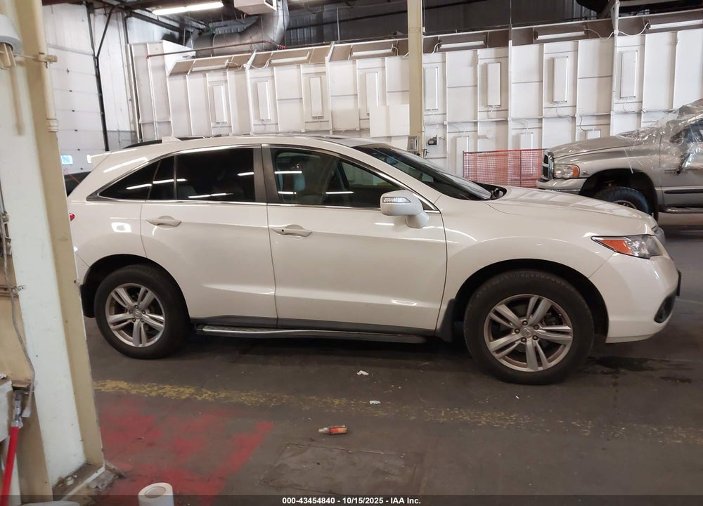 2014 ACURA RDX VIN: 5J8TB4H30EL016025