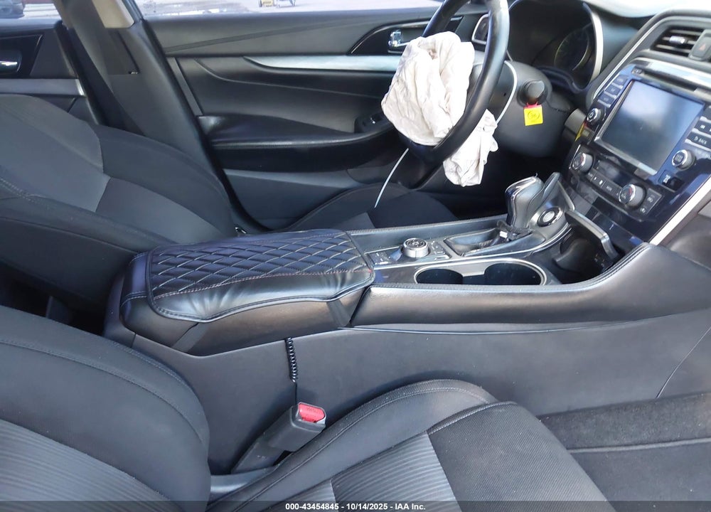 2016 NISSAN MAXIMA VIN: 1N4AA6AP1GC382036