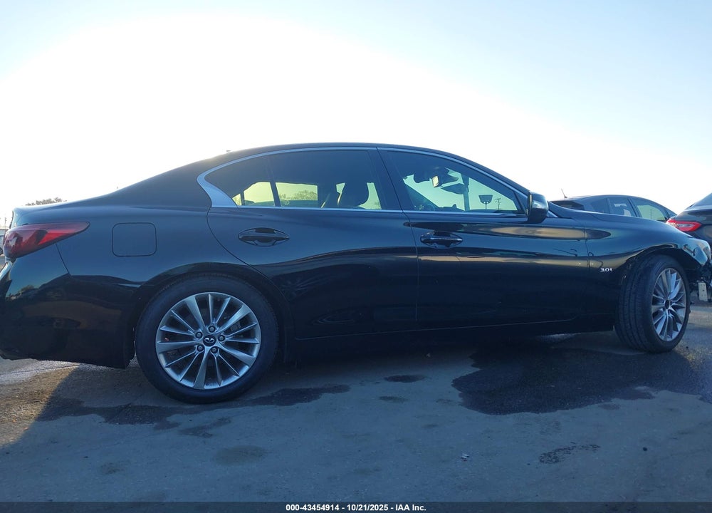 2019 INFINITI Q50 3.0T LUXE VIN: JN1EV7AP8KM517007