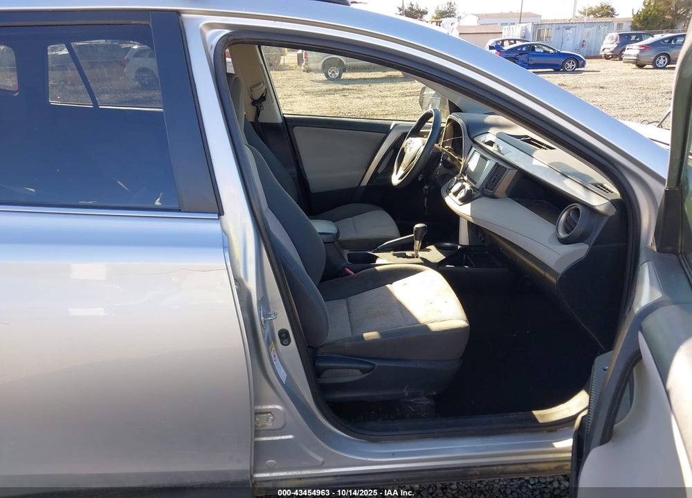 2014 TOYOTA RAV4 LE VIN: JTMBFREV4ED057236