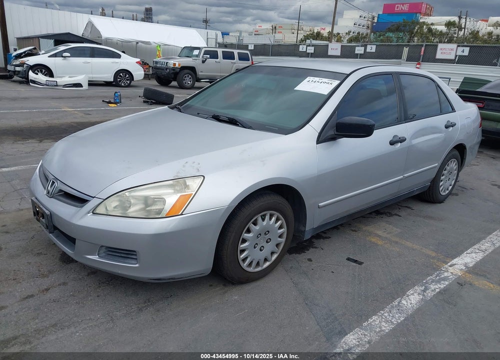 2007 HONDA ACCORD 2.4 VP VIN: JHMCM56197C007034