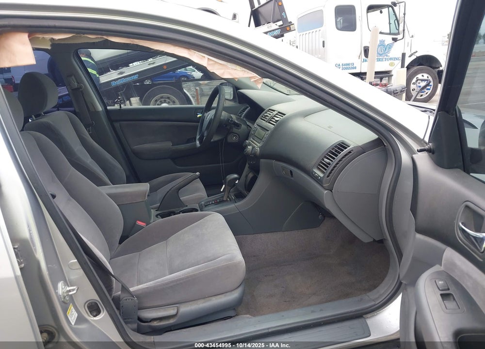 2007 HONDA ACCORD 2.4 VP VIN: JHMCM56197C007034