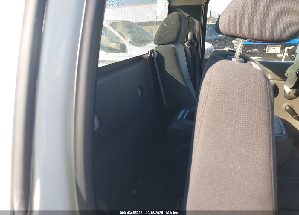 2007 GMC SIERRA 1500 WORK TRUCK VIN: 1GTEC14C07Z588477