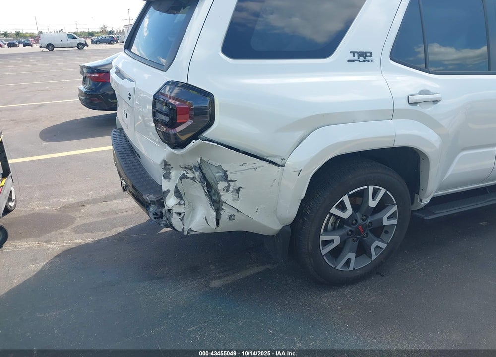 2025 TOYOTA 4RUNNER TRD SPORT VIN: JTEVA5BR5S5011024