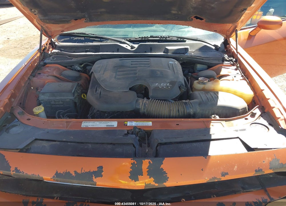 2011 DODGE CHALLENGER VIN: 2B3CJ4DG1BH590671