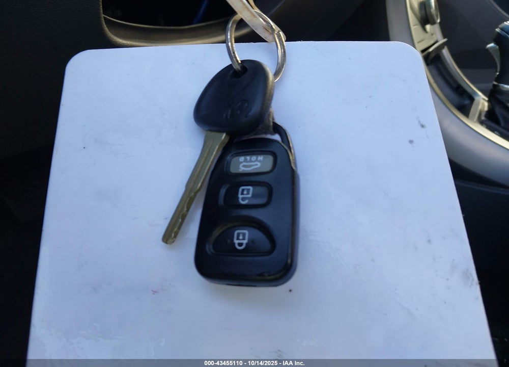 2016 HYUNDAI ELANTRA SE VIN: 5NPDH4AE5GH795457