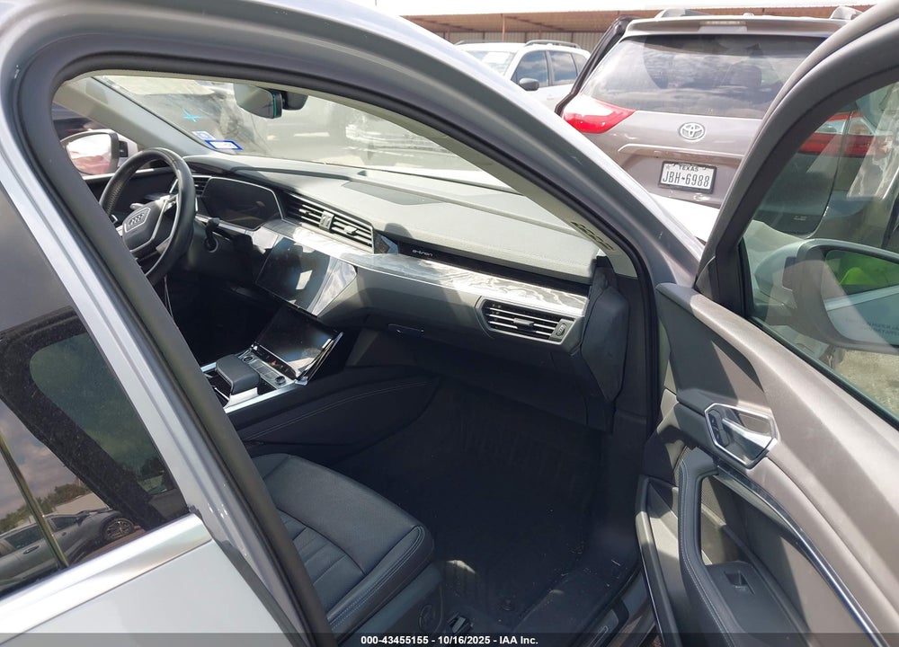 2021 AUDI E-TRON SPORTBACK PREMIUM PLUS QUATTRO VIN: WA12AAGE2MB012913