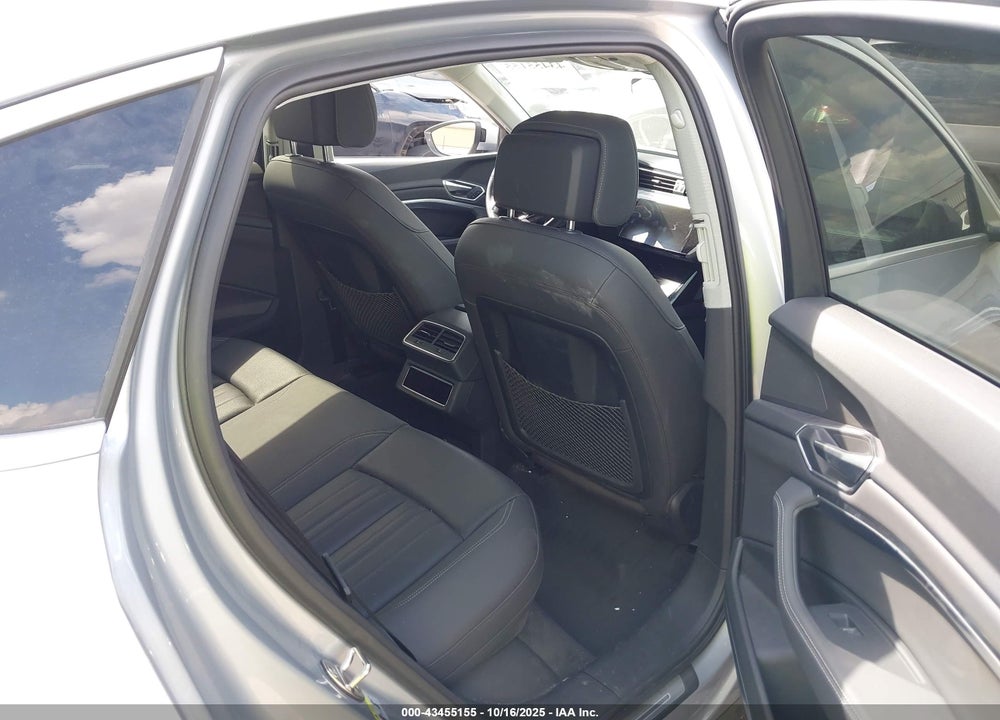 2021 AUDI E-TRON SPORTBACK PREMIUM PLUS QUATTRO VIN: WA12AAGE2MB012913