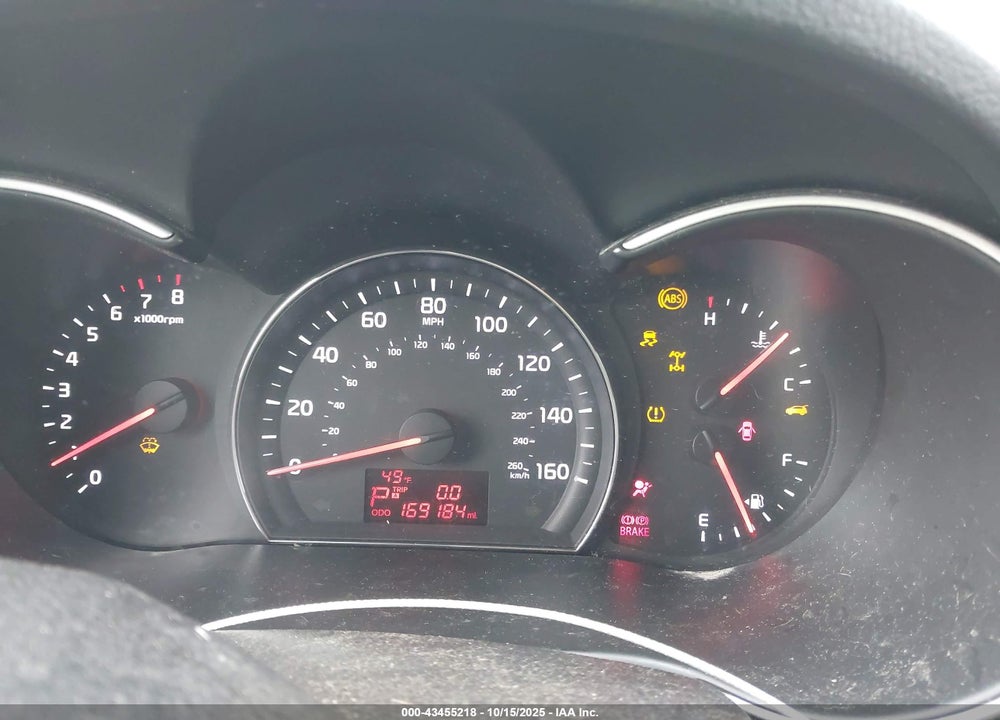 2014 KIA SORENTO LX VIN: 5XYKTCA6XEG541336
