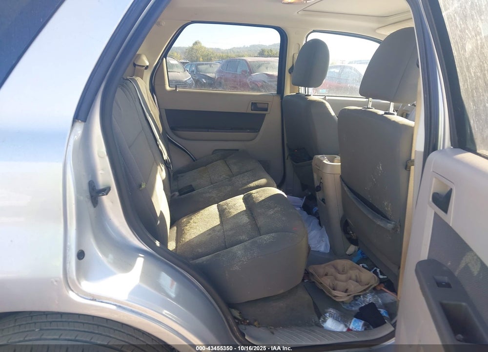 2010 FORD ESCAPE XLT VIN: 1FMCU9D72AKA42605