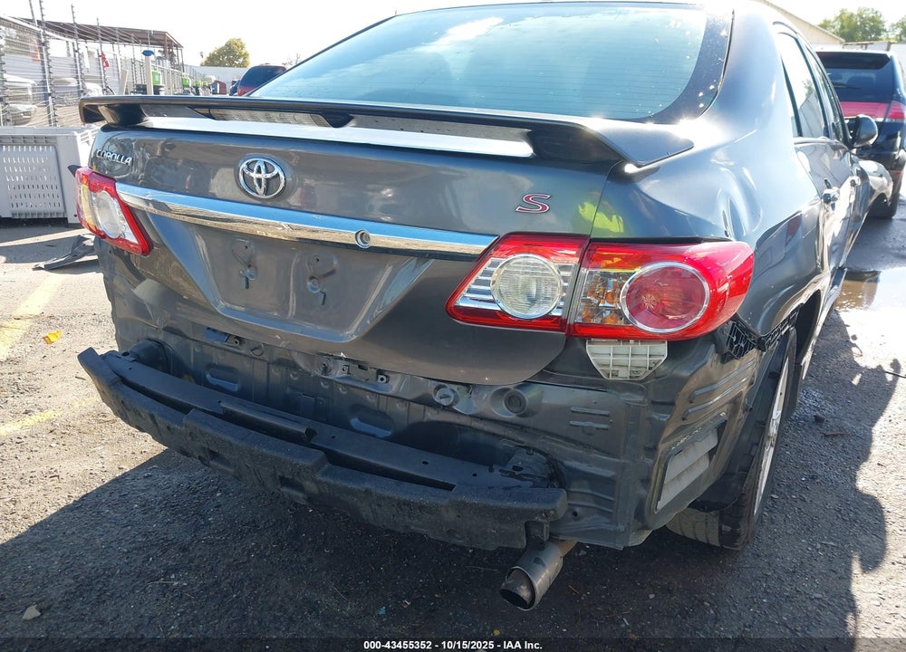 2011 TOYOTA COROLLA S VIN: 2T1BU4EE4BC557365