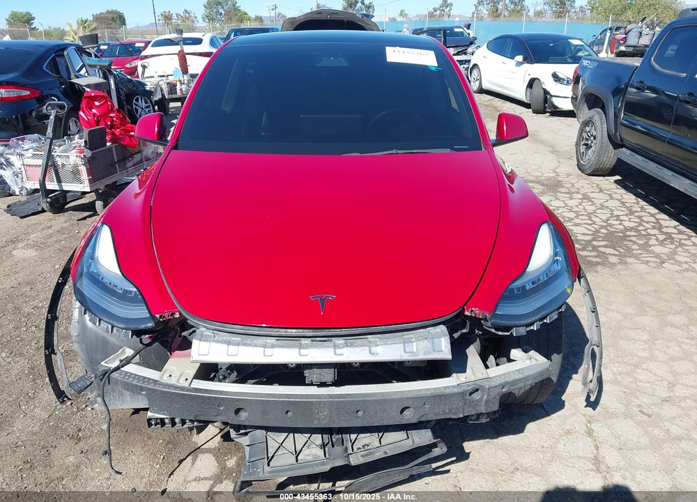 2021 TESLA MODEL Y STANDARD RANGE REAR-WHEEL DRIVE VIN: 5YJYGDED7MF121889