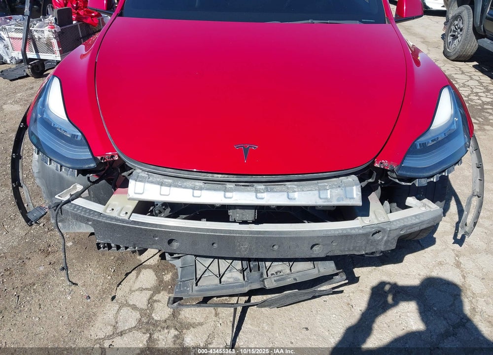 2021 TESLA MODEL Y STANDARD RANGE REAR-WHEEL DRIVE VIN: 5YJYGDED7MF121889