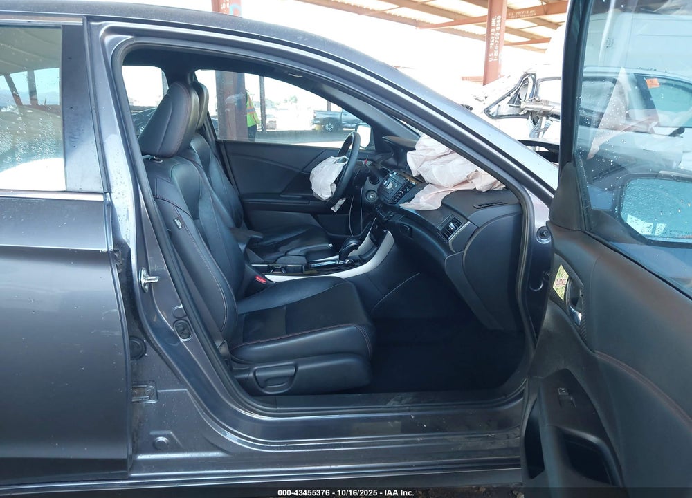 2017 HONDA ACCORD SPORT SE VIN: 1HGCR2F10HA137610
