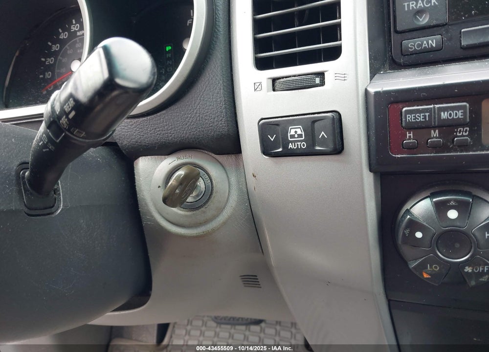 2006 TOYOTA 4RUNNER VIN: JTEZU14R268045683