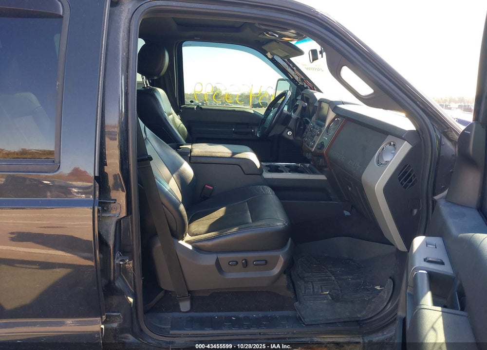 2014 FORD F-350 LARIAT VIN: 1FT8W3BTXEEB25530