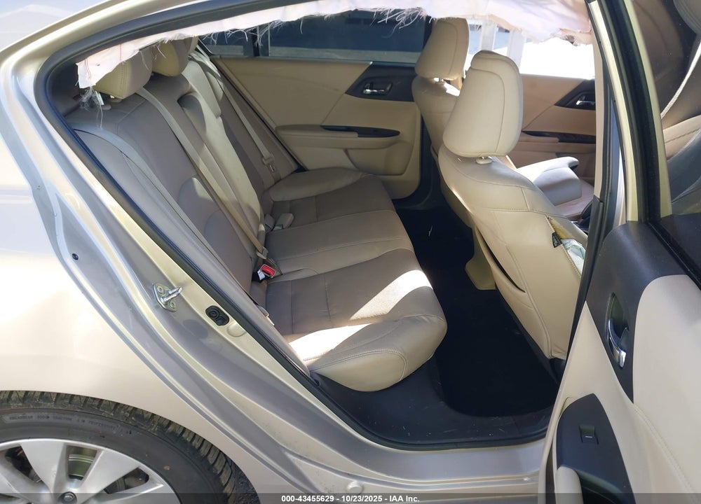 2015 HONDA ACCORD EX-L V-6 VIN: 1HGCR3F89FA009690