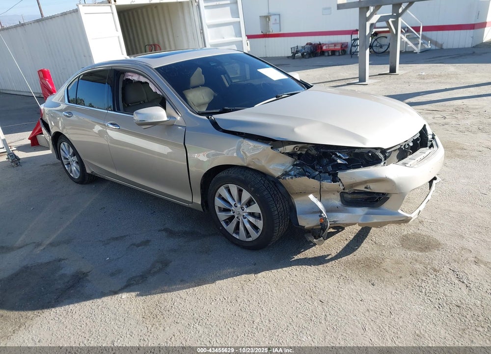 2015 HONDA ACCORD EX-L V-6 VIN: 1HGCR3F89FA009690