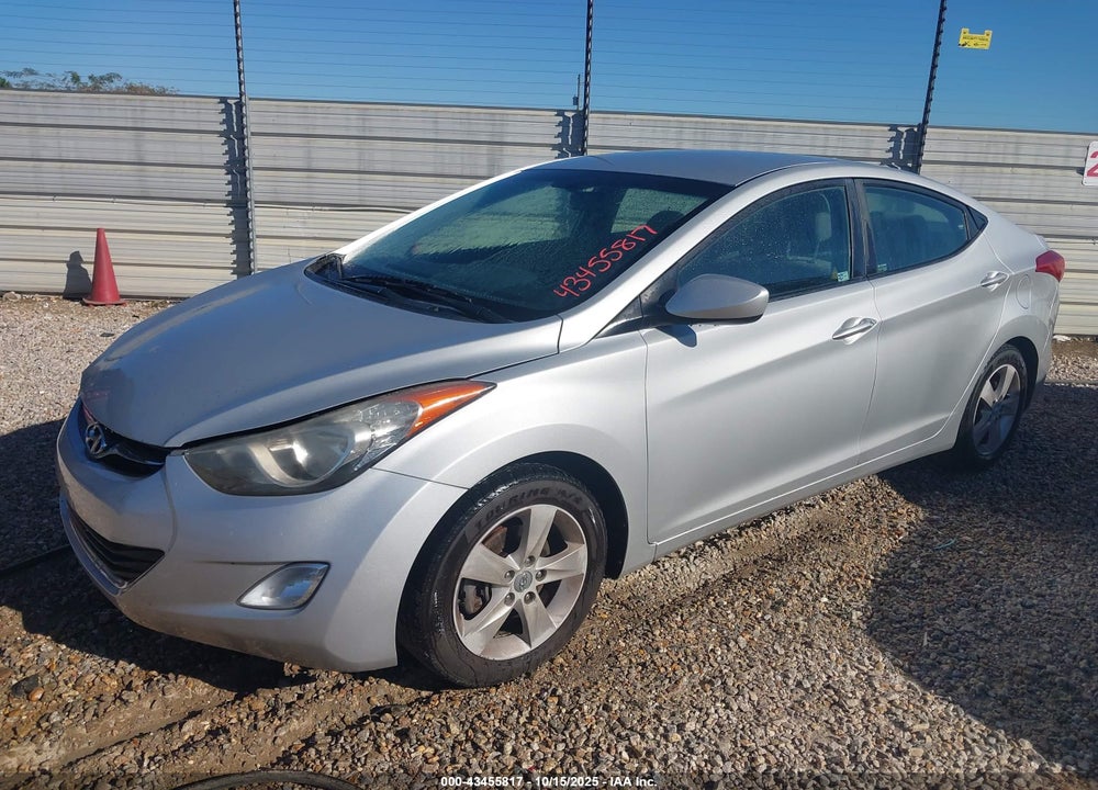 2013 HYUNDAI ELANTRA GLS VIN: KMHDH4AE4DU005689