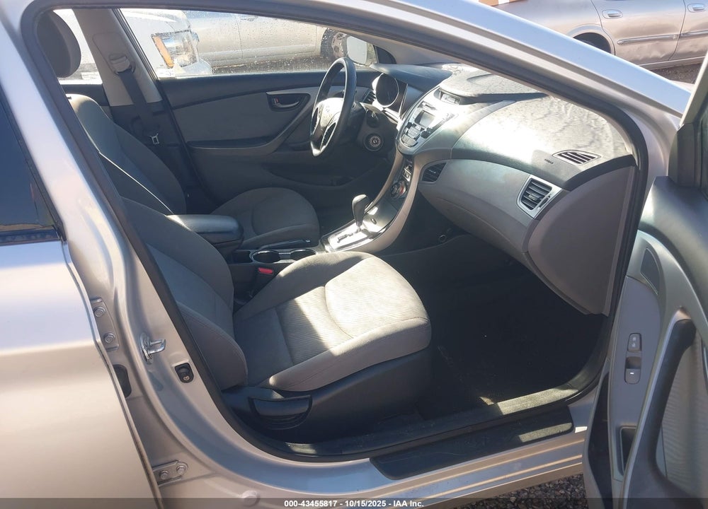 2013 HYUNDAI ELANTRA GLS VIN: KMHDH4AE4DU005689