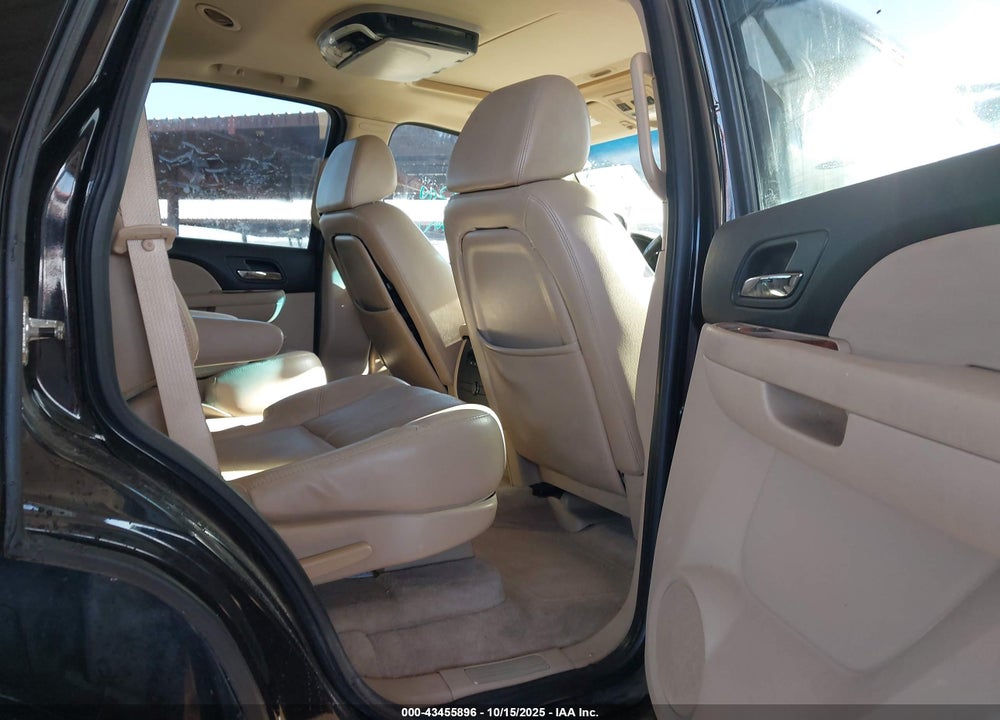2007 CHEVROLET TAHOE LTZ VIN: 1GNFK13067R280302