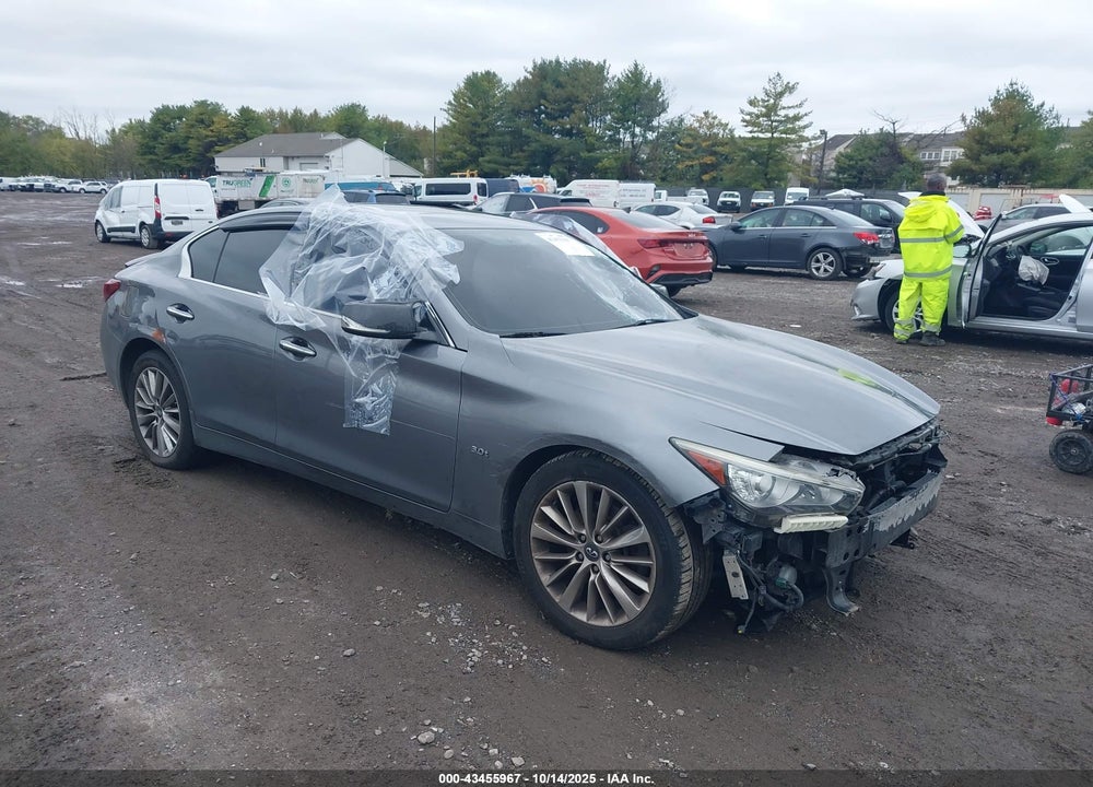 2018 INFINITI Q50 3.0T LUXE VIN: JN1EV7AR3JM612090