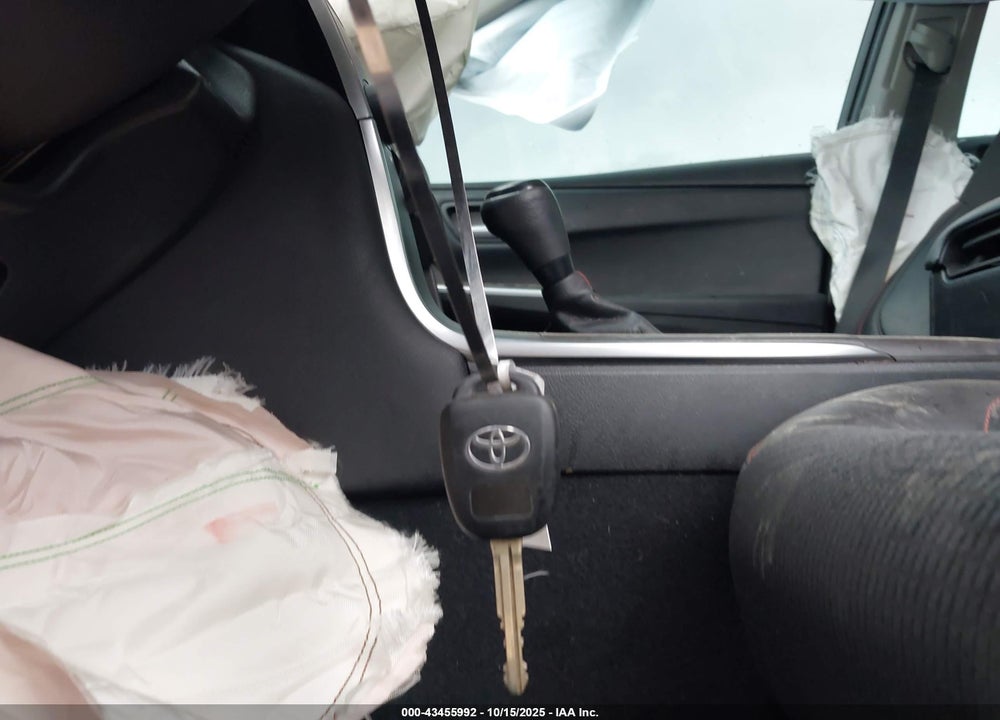 2016 TOYOTA CAMRY SE VIN: 4T1BF1FK6GU209568