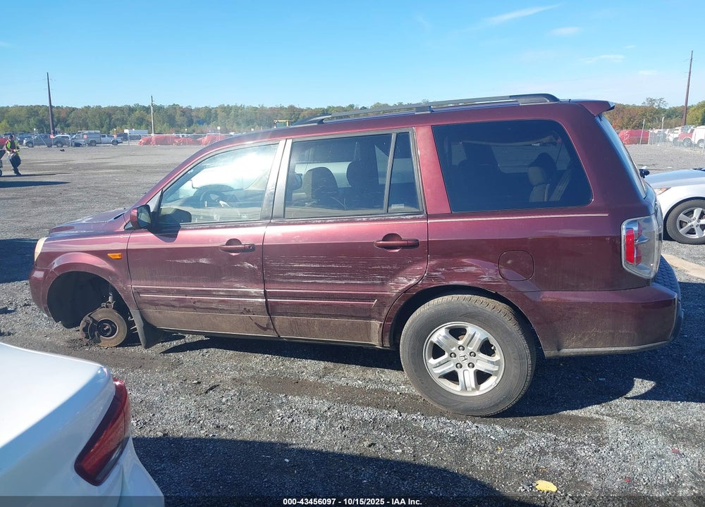 2008 HONDA PILOT VIN: 5FNYF28208B024590