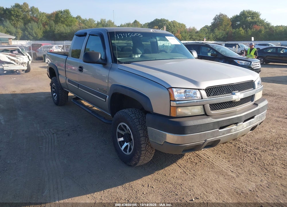 2003 CHEVROLET SILVERADO 2500HD VIN: 1GCHC29113E232275
