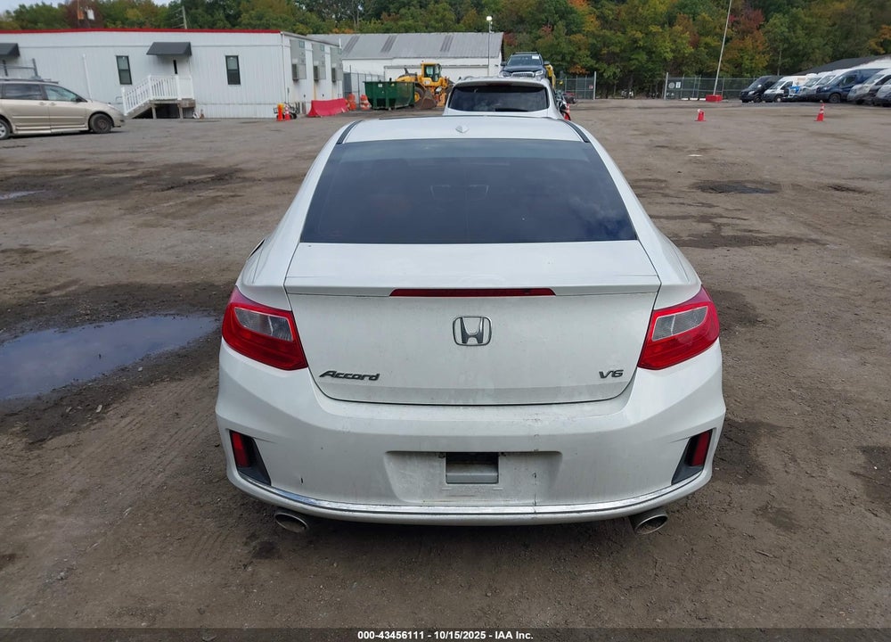 2013 HONDA ACCORD VIN: 1HGCT2B88DA010649