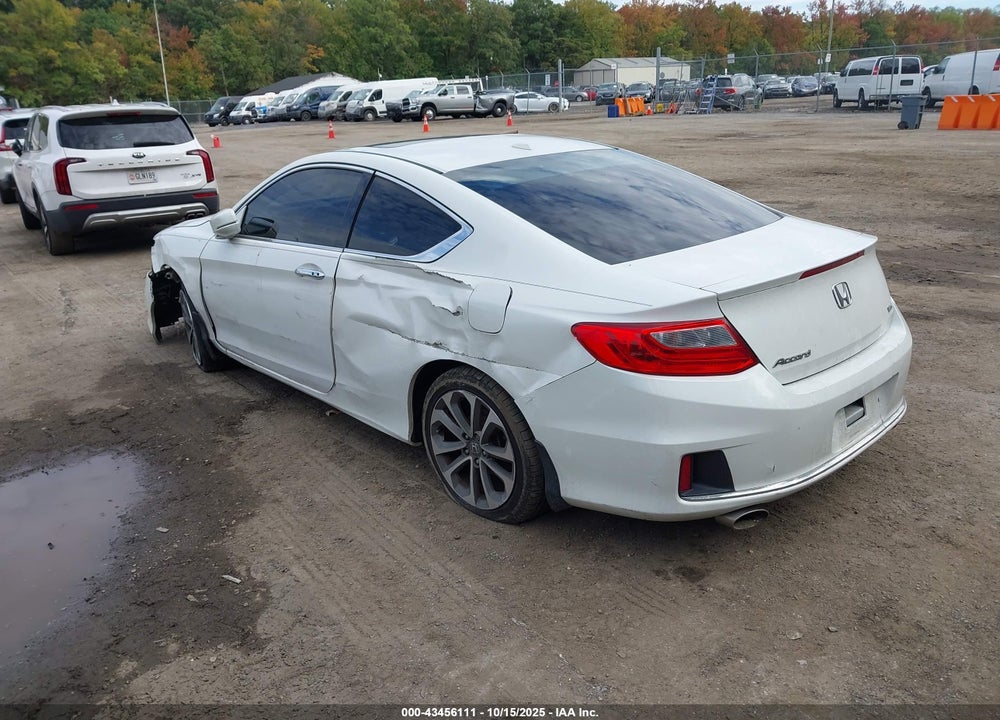 2013 HONDA ACCORD VIN: 1HGCT2B88DA010649