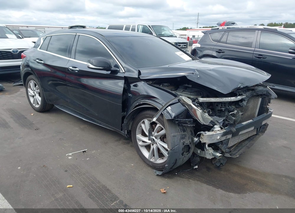 2018 INFINITI QX30 LUXURY/PREMIUM/SPORT VIN: SJKCH5CP5JA048159