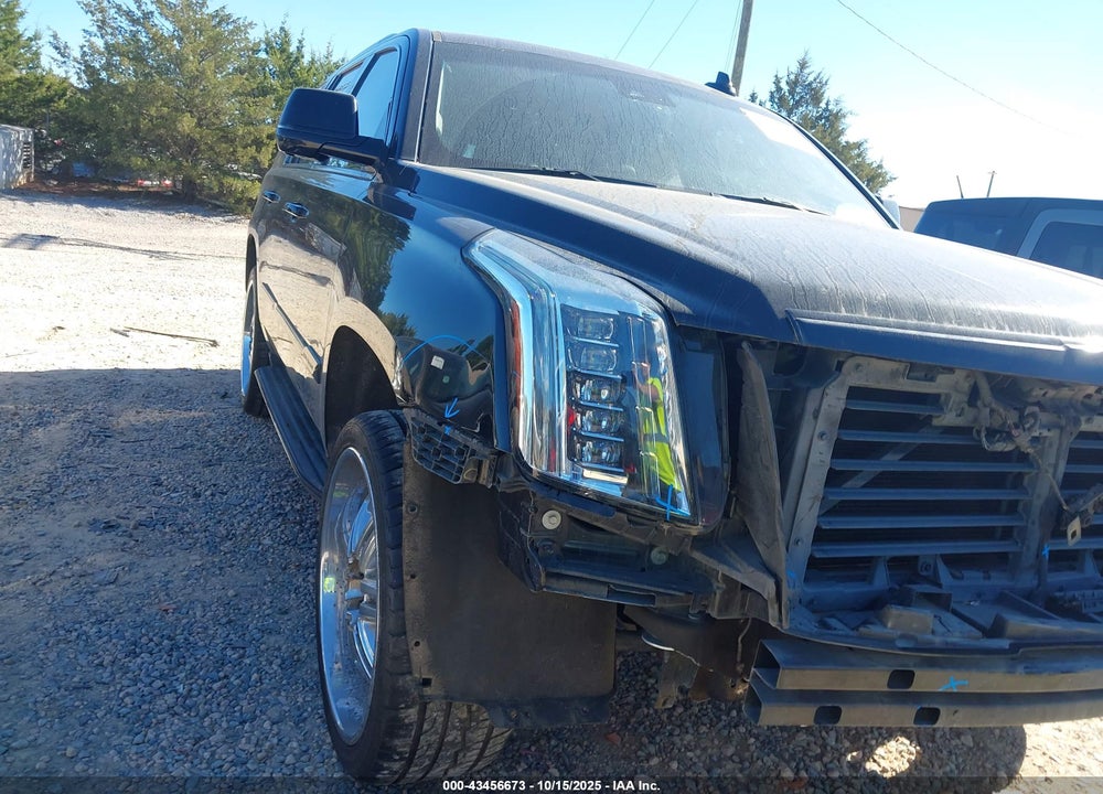 2017 CADILLAC ESCALADE VIN: 1GYS4BKJXHR385390