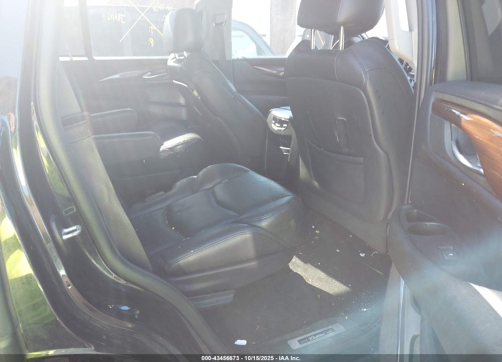 2017 CADILLAC ESCALADE VIN: 1GYS4BKJXHR385390