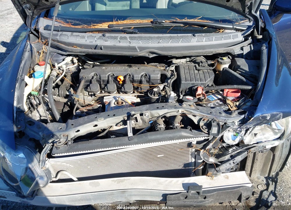 2010 HONDA CIVIC VIN: 19XFA1F57AE027074