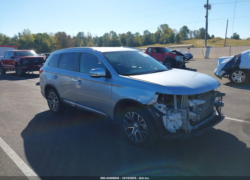 2017 MITSUBISHI OUTLANDER SE/SEL VIN: JA4AD3A3XHZ038565