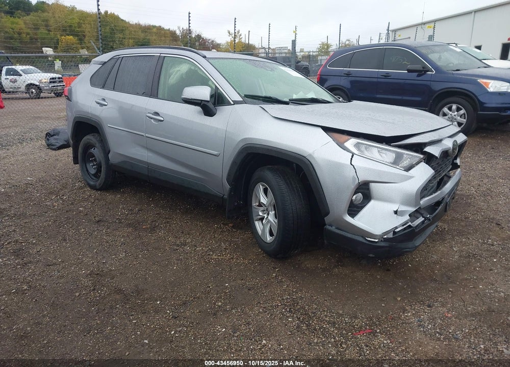2019 TOYOTA RAV4 XLE VIN: JTMP1RFV4KD511774