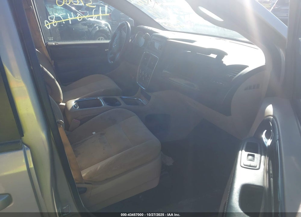 2015 DODGE GRAND CARAVAN VIN: 2C4RDGCG1FR541229