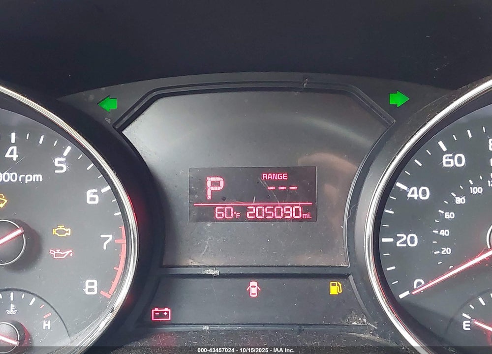 2017 KIA SEDONA L VIN: KNDMA5C17H6272571